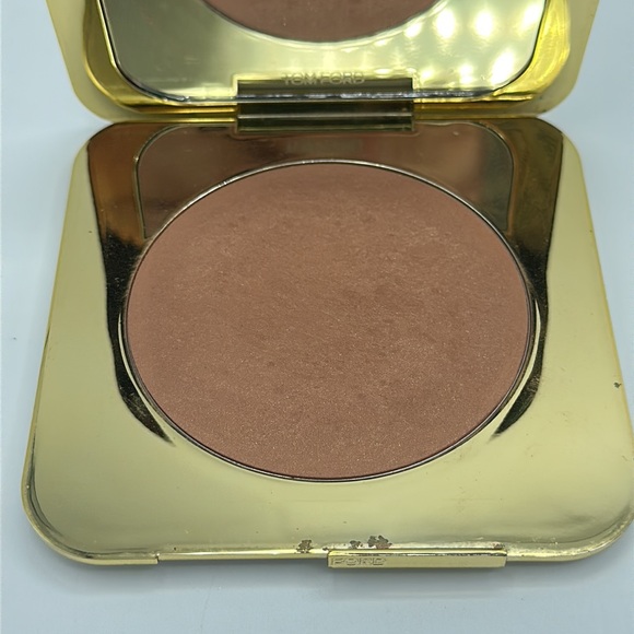 Tom Ford Makeup Tom Ford Bronzing Powder Gold Dust Poshmark